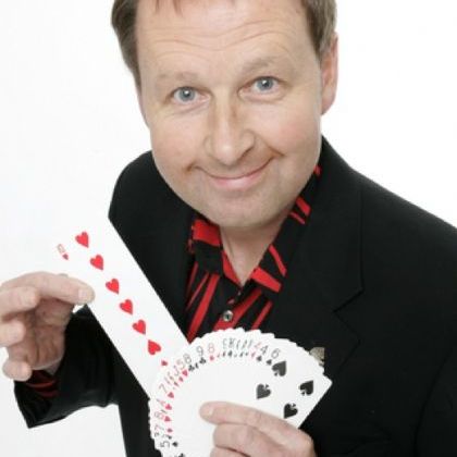 Paul - Comedy and Magic